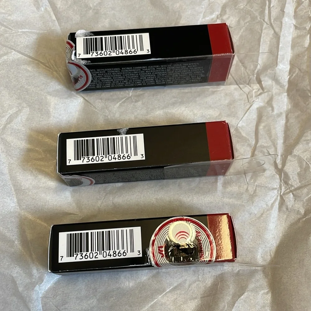 MAC Cosmetics nwt $19